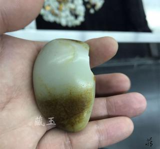 一个病变的籽料!和田玉鉴定保养知识大全-藏玉网- 藏玉